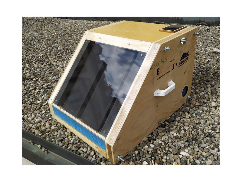 séchoir solaire compact